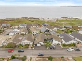 35, Marine Drive, Bridgend CF32 0PJ