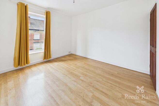 2 bed Terraced to rent Image 7
