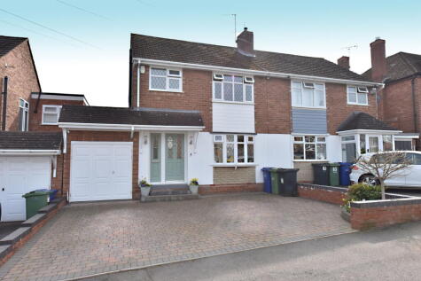 KINGSWINFORD, Court Crescent