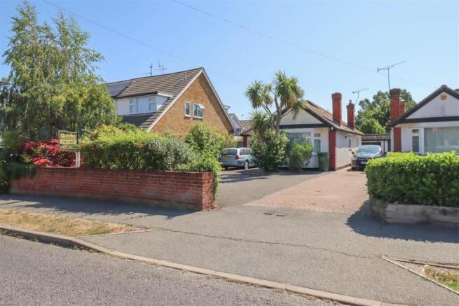 10 HIGHCLIFFE ROAD NEW FRONT.jpg