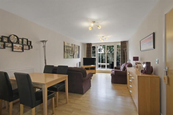 Living / Dining Room