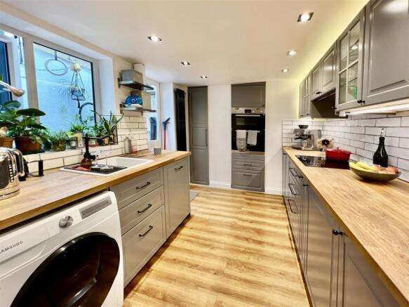 53 Bolton Street - 11.jpeg