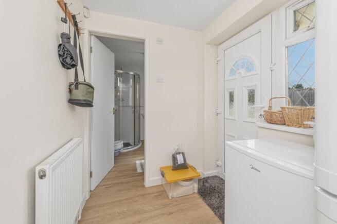 4 bed Semi-Detached for sale Image 12