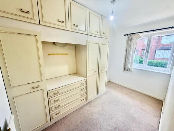 3 bed Town House for sale Image 10