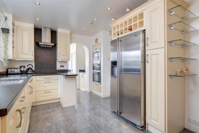 KITCHEN AREA