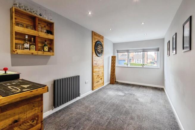 4 bed Detached for sale Image 8
