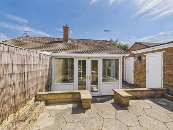 2 bed Semi-Detached Bungalow for sale Image 10