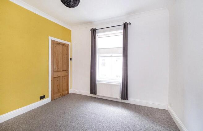 1 bed Terraced to rent Image 7