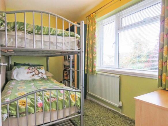 Bed 4.JPG
