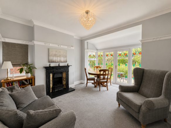 3 bed Semi-Detached for sale Image 4