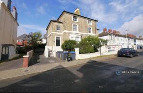Flat 1, 25, Grafton Road, Worthing Central, Worthing BN11 1QT