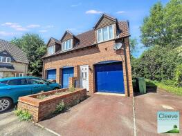33, The Cloisters, Bishops Cleeve, Cheltenham GL52 8YW