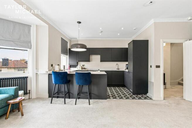 Kitchen / Living Room