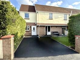13, Derwendeg, Porthyrhyd, Carmarthen SA32 8PW