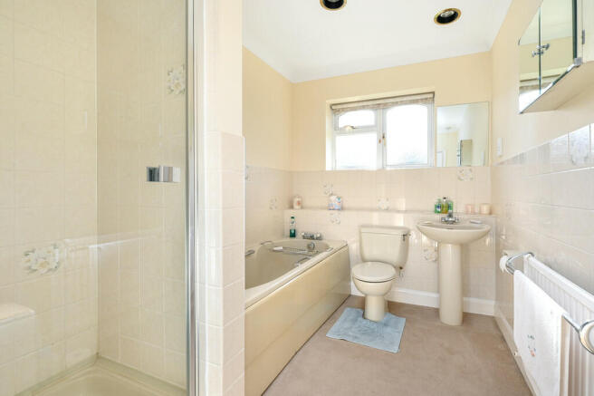 4 Medlar Drive (1...