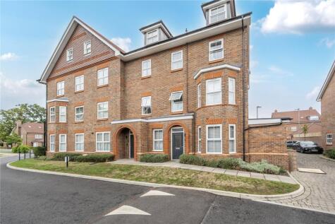 Albright Gardens, Walton-On-Thames, KT12