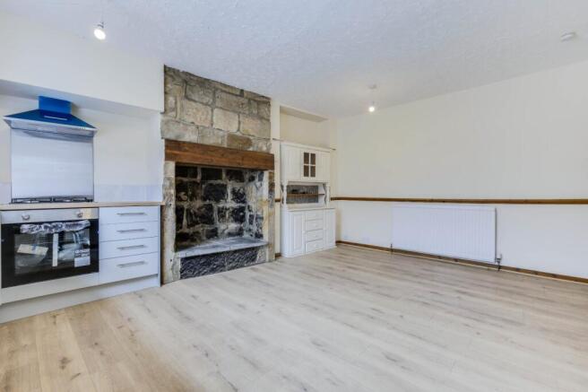 3 bed Terraced for sale Image 5