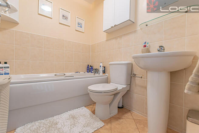 Photo 17