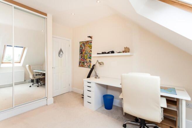 Double Bedroom 