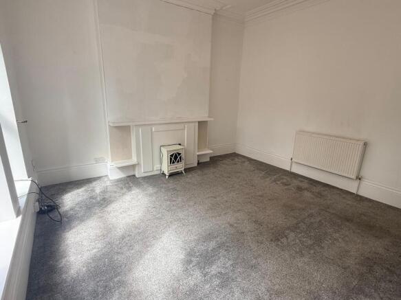 1 bed Apartment to rent Image 5