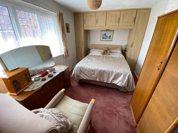BEDROOM 1