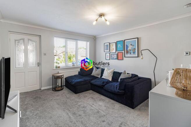 3 bed Semi-Detached for sale Image 6