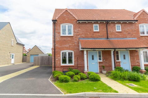 Whiting Way, Wrington