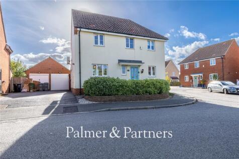 Heron Road, Saxmundham, Suffolk, IP17