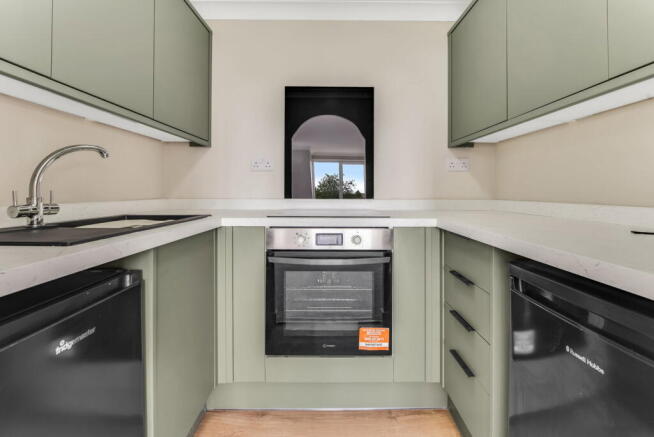 1 bed Flat for sale Image 4