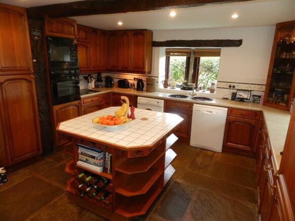 BREAKFAST KITCHEN