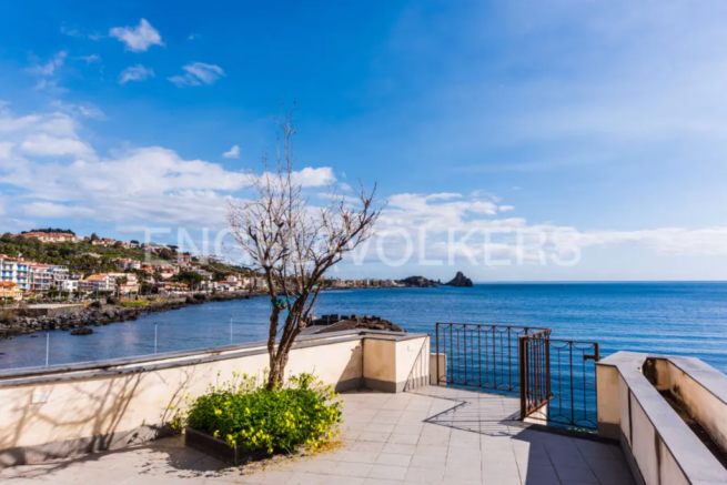 Sea view terrace