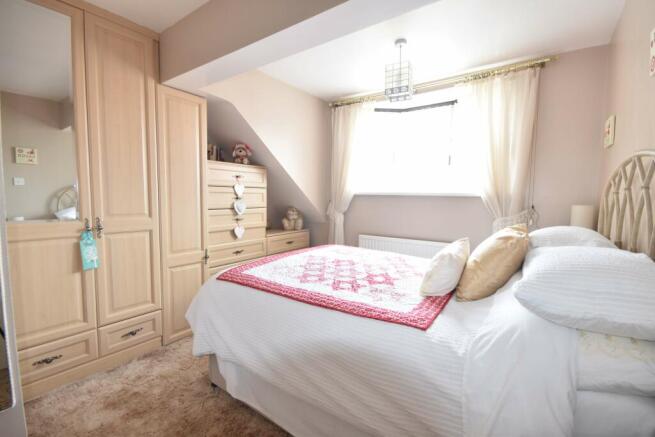 Bedroom 2 (Double)