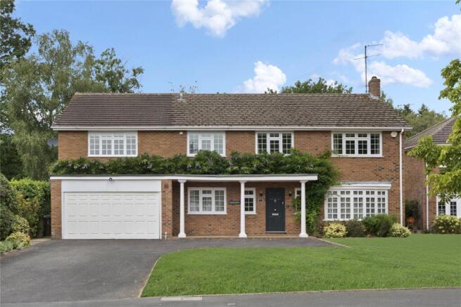 5 Bed Family Home