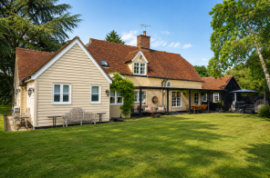 Howlett Cottage, Thaxted Road, Saffron Walden CB10 2XW