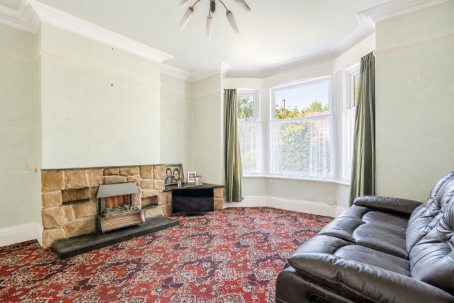 3 bed Semi-Detached for sale Image 4