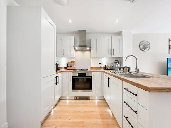 Tedder Gardens, Melksham, SN12 photo 4