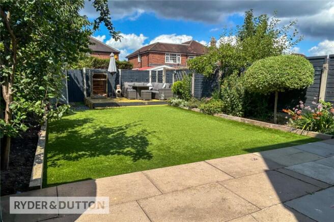 3 bed Semi-Detached for sale Image 12