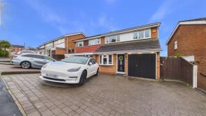 27, Chatsworth Road, Halesowen B62 8TA