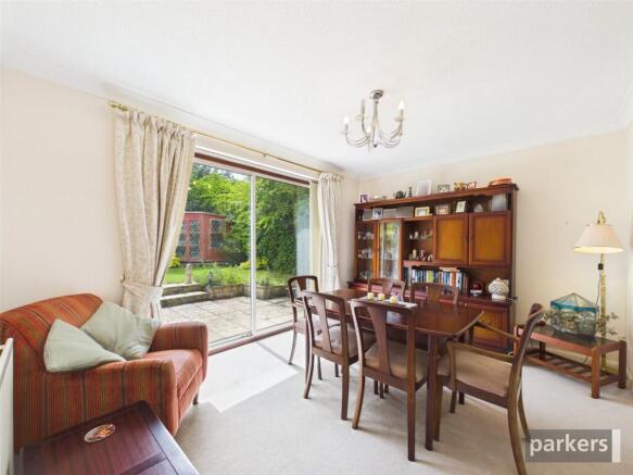 Brackendale Way, Reading, Berkshire, RG6 photo 5