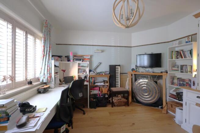 Photo 9