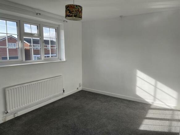 Bedroom 4.jpeg