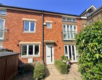Temple Court, School Lane, Lymington, Hampshire, SO41