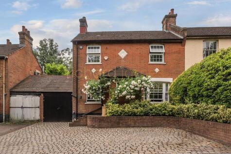Highwood Hill, Mill Hill, NW7