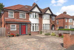 20, Langdale Road, Sale M33 4EN