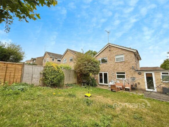 3-bed detached on Radstock Lane, Earley, Reading, £520,000