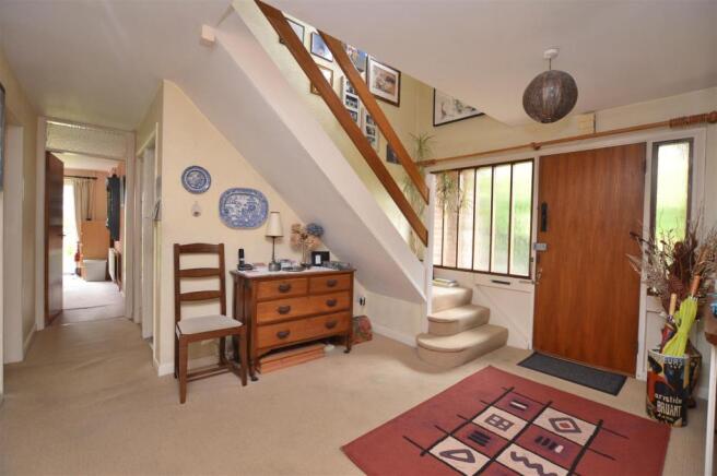 Spacious Entrance Hall