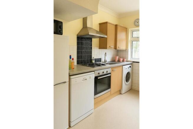 3 bed Terraced for sale Image 5