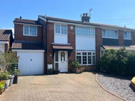 25, Cheviot Close, Bury BL0 9LL