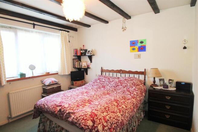 Basildon bed 2.JPG