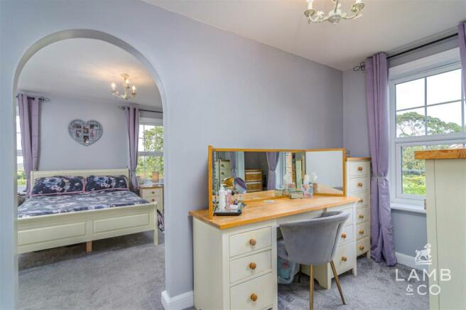 Bedroom 1 pt 3.jpg